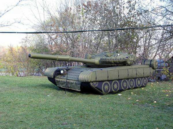 黑河陆地军事假目标坦克